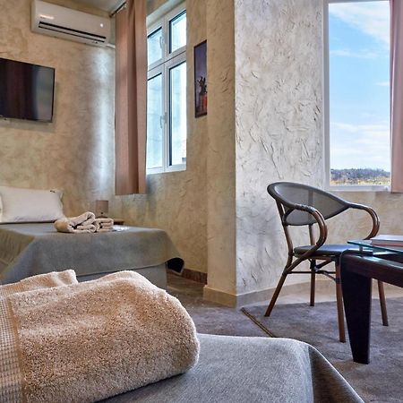 Kings View Hotel Veliko Tarnovo Luaran gambar