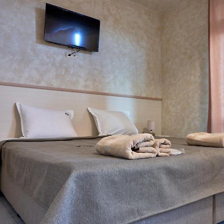 Kings View Hotel Veliko Tarnovo Luaran gambar