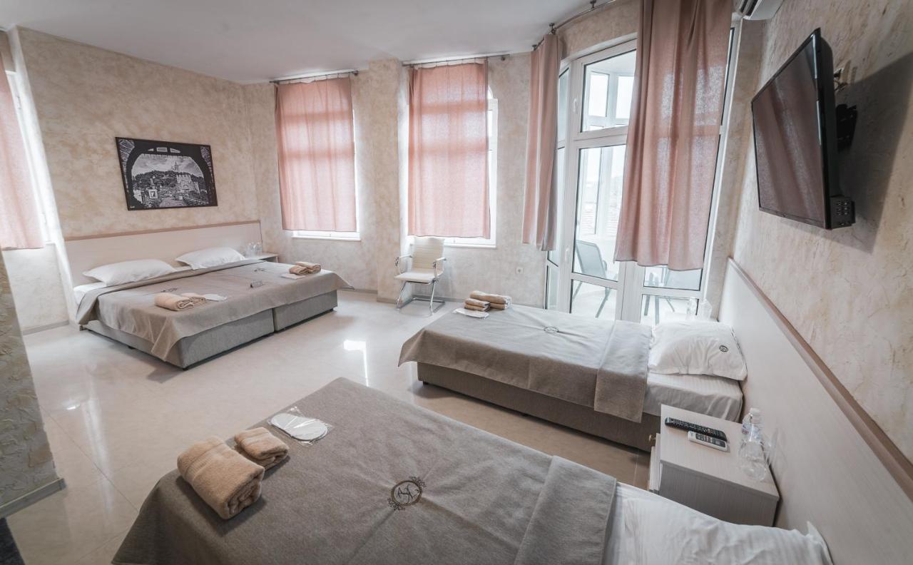 Kings View Hotel Veliko Tarnovo Luaran gambar