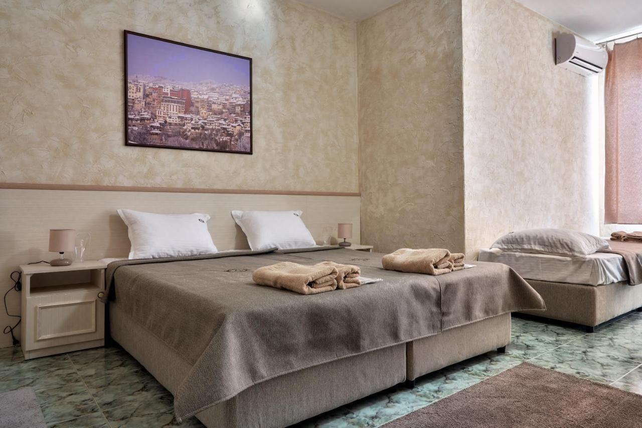 Kings View Hotel Veliko Tarnovo Luaran gambar